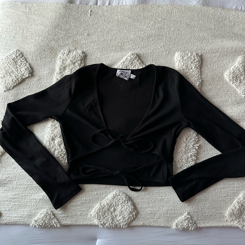 black princess polly tie crop top